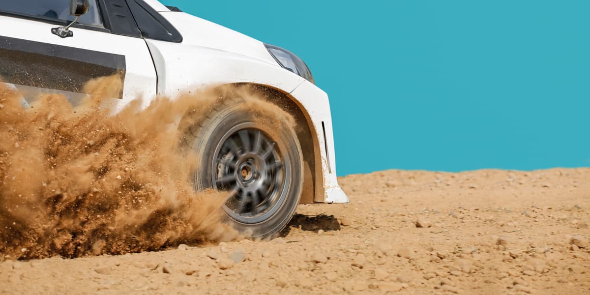 Tecnica di Guida su Sabbia: Come Affrontare le Dune in Sicurezza