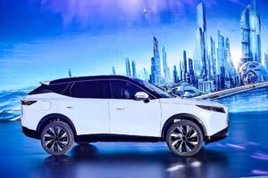 Omoda 7: il SUV ibrido cinese che punta in alto