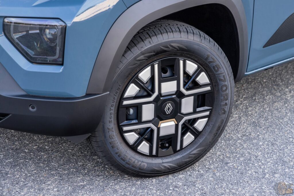 Renault Kwid E-Tech 2026: la citycar elettrica brasiliana che punta alla mobilità accessibile